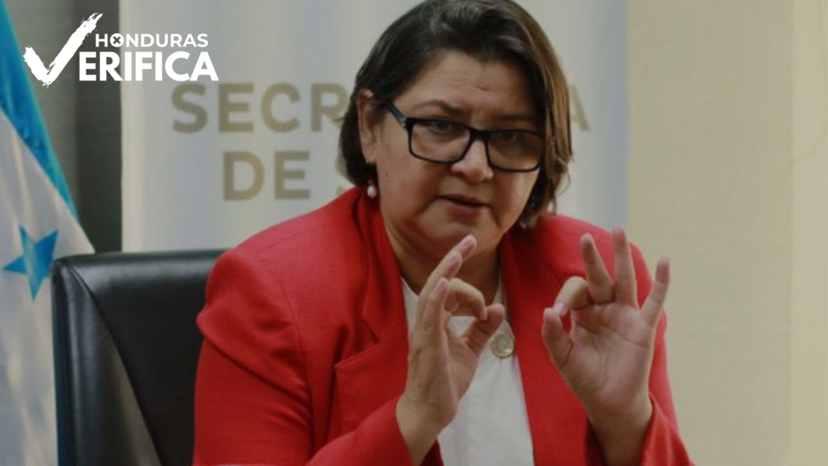 Karla Paredes "32 más 22 es 55"